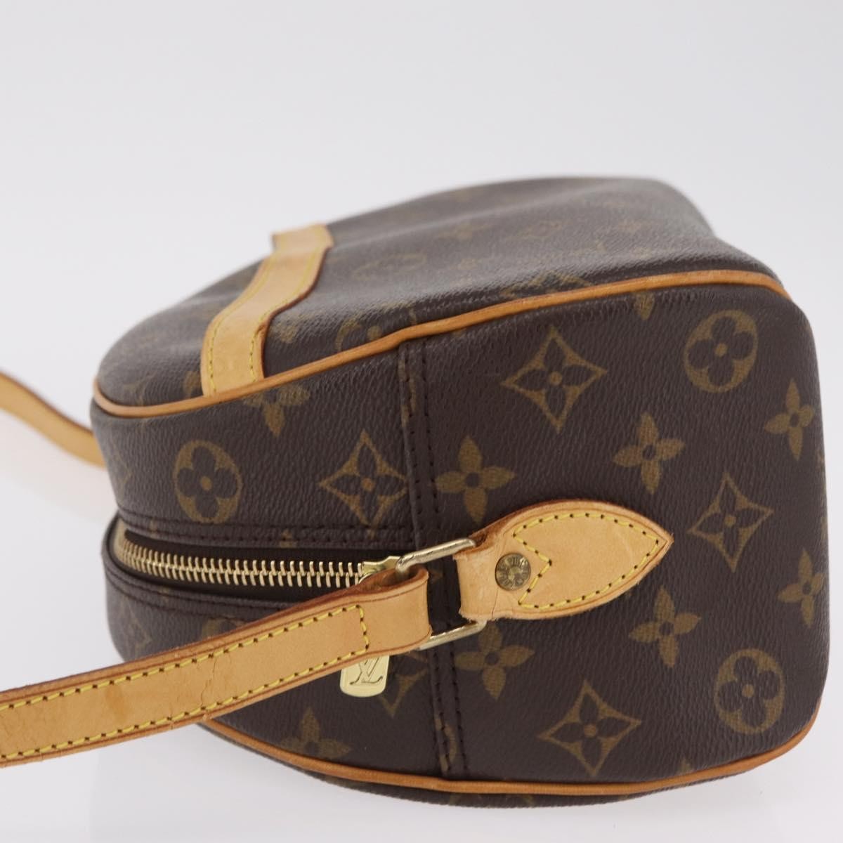 Louis Vuitton Blois Monogram Canvas Brown Canvas Handbag (Pre-Owned)