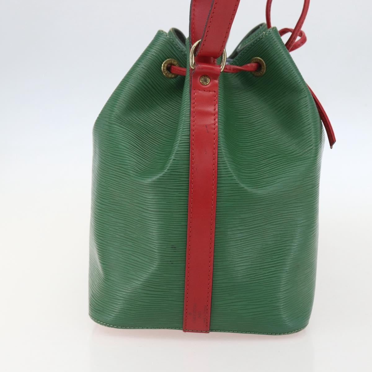 Louis Vuitton Bicolor Petit Noe Epi Leather Green Leather Shoulder Bag Bag (Pre-Owned)