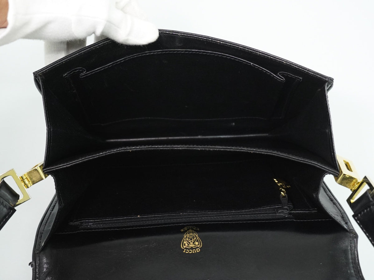 Gucci Shoulder Leather Black Leather Shoulder Bag Bag (Pre-Owned)