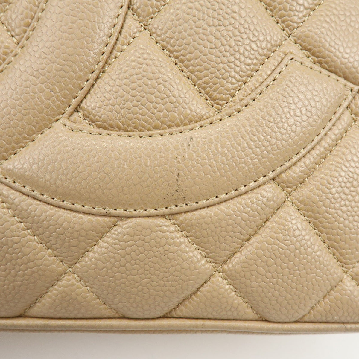 Chanel Medallion Quilted Lambskin Beige Leather Tote Bag Bag (Pre-Owned)