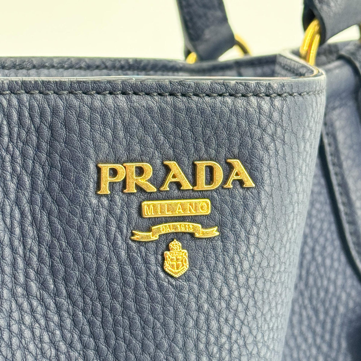 Prada Tote Vitello Daino Vitello Daino Navy Calfskin Tote Bag Bag (Pre-Owned)