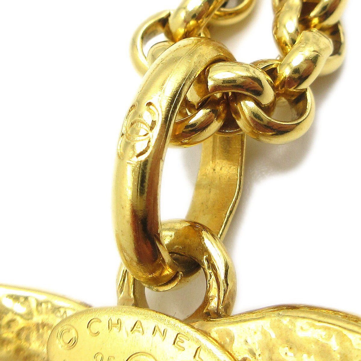 Chanel Cc Heart Pendant Metal Gold Gold_Plated Necklace Jewelry (Pre-Owned)
