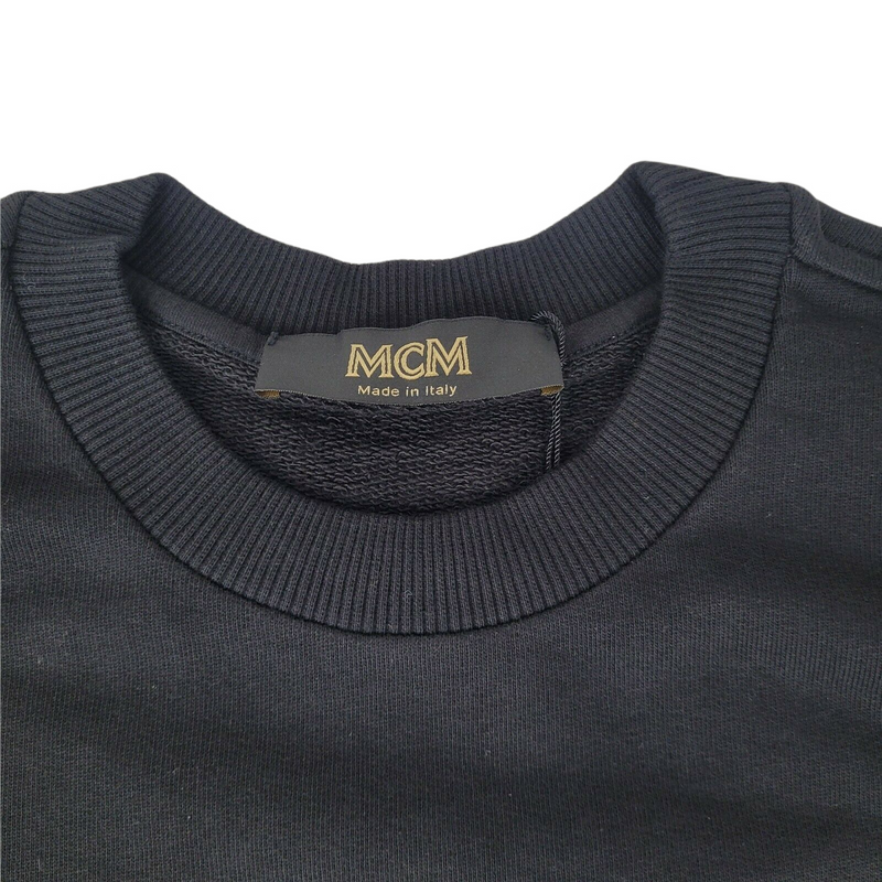 MCM Men's Black Cotton Rubber Logo Oversized Pullover Sweater MHA9ARA30BK (Regular; M)