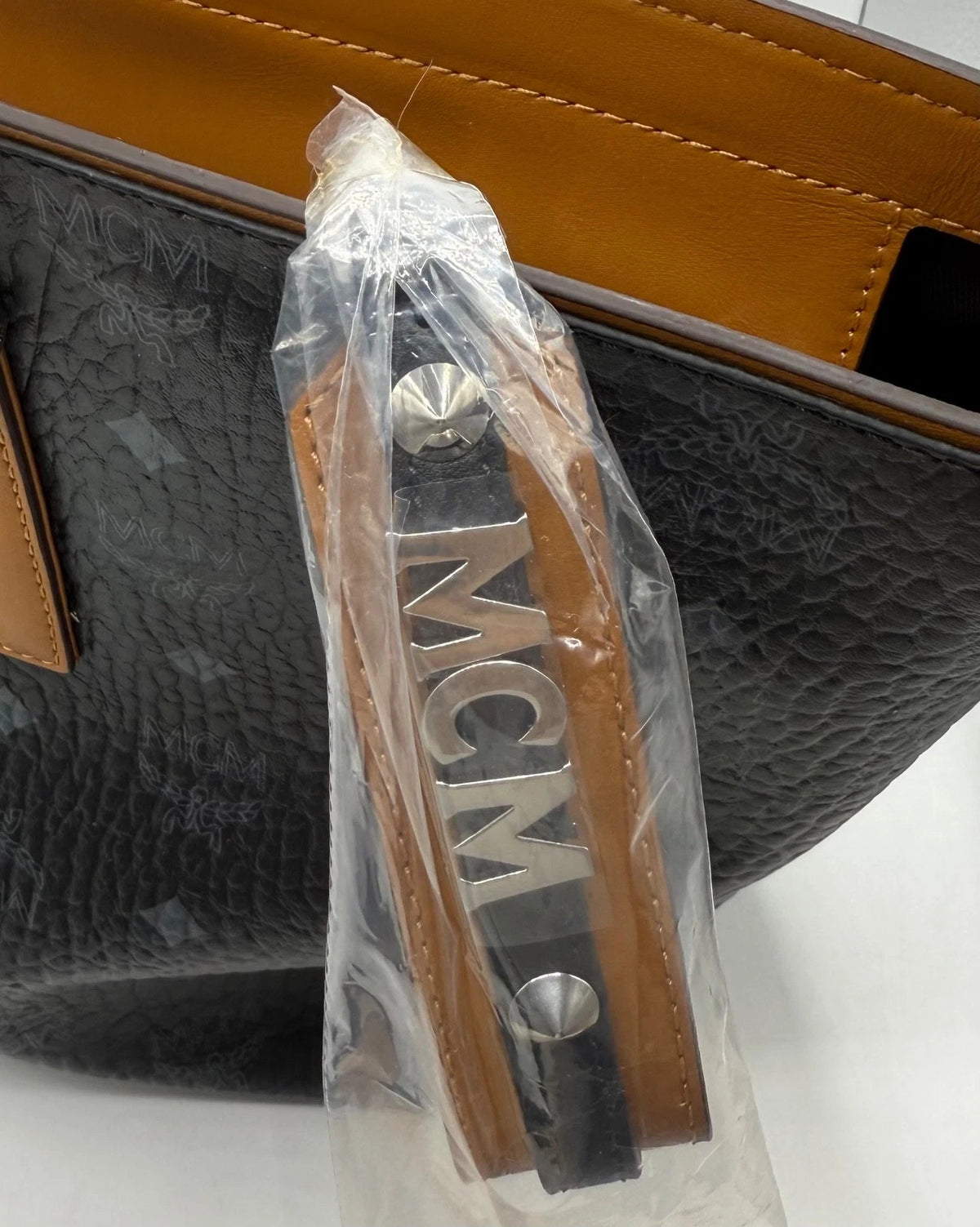 MCM Women's Monogram Visetos Black Medium Shopper Tote Bag With Charm