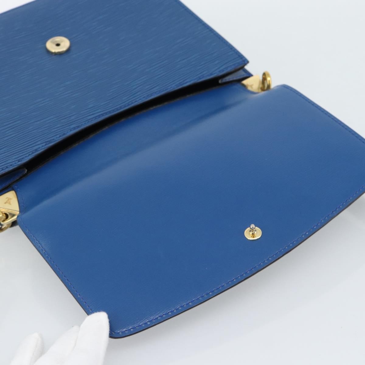 Louis Vuitton Grenelle Shoulder Bag Epi Leather Blue Leather Shoulder Bag Bag (Pre-Owned)