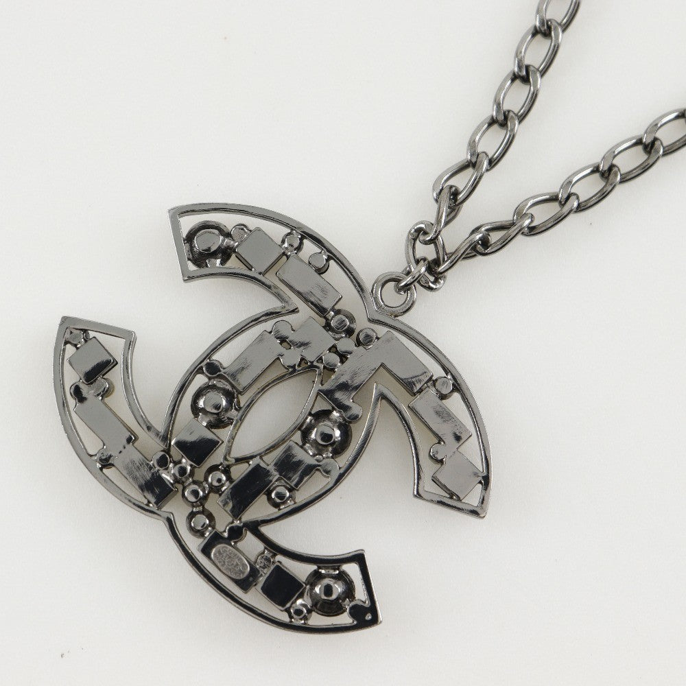 Chanel Cc Pendant Necklace Metal With Crystals Silver Metal Necklace Jewelry (Pre-Owned)