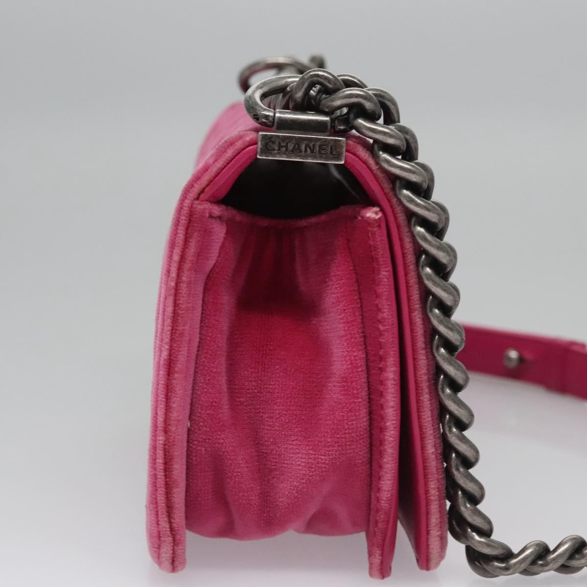 Chanel Boy Flap Bag Quilted Velvet Pink Velvet Shoulder Bag Bag (Pre-Owned)