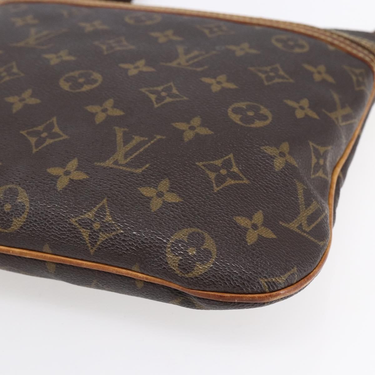 Louis Vuitton Bosphore Pochette Monogram Canvas Brown Canvas Shoulder Bag Bag (Pre-Owned)