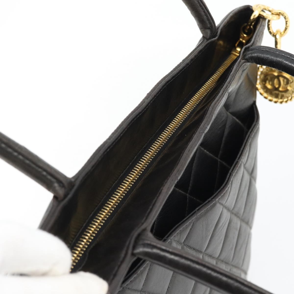 Chanel Matelassé Lambskin Leather Black Leather Tote Bag Bag (Pre-Owned)