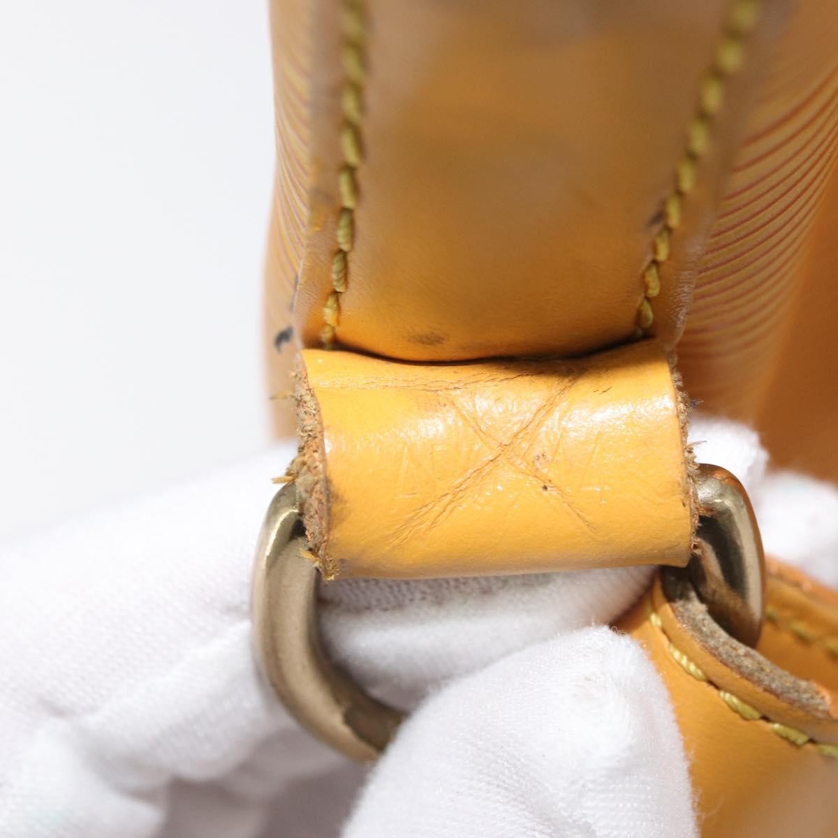 Louis Vuitton Noe Handbag Epi Leather Yellow Leather Shoulder Bag Bag (Pre-Owned)