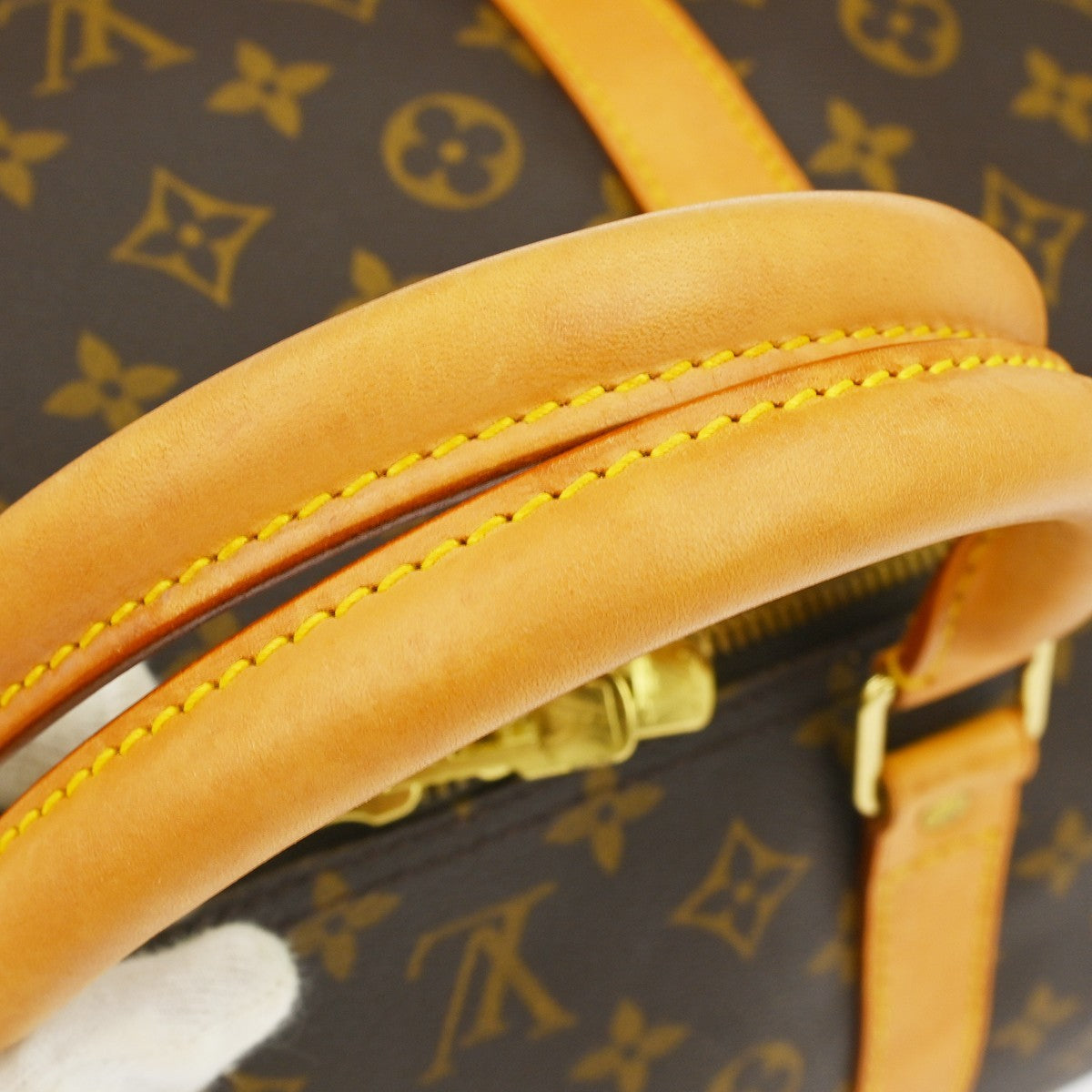 Louis Vuitton Keepall Bag Monogram Canvas Brown Canvas Travel Bag Bag (Pre-Owned)