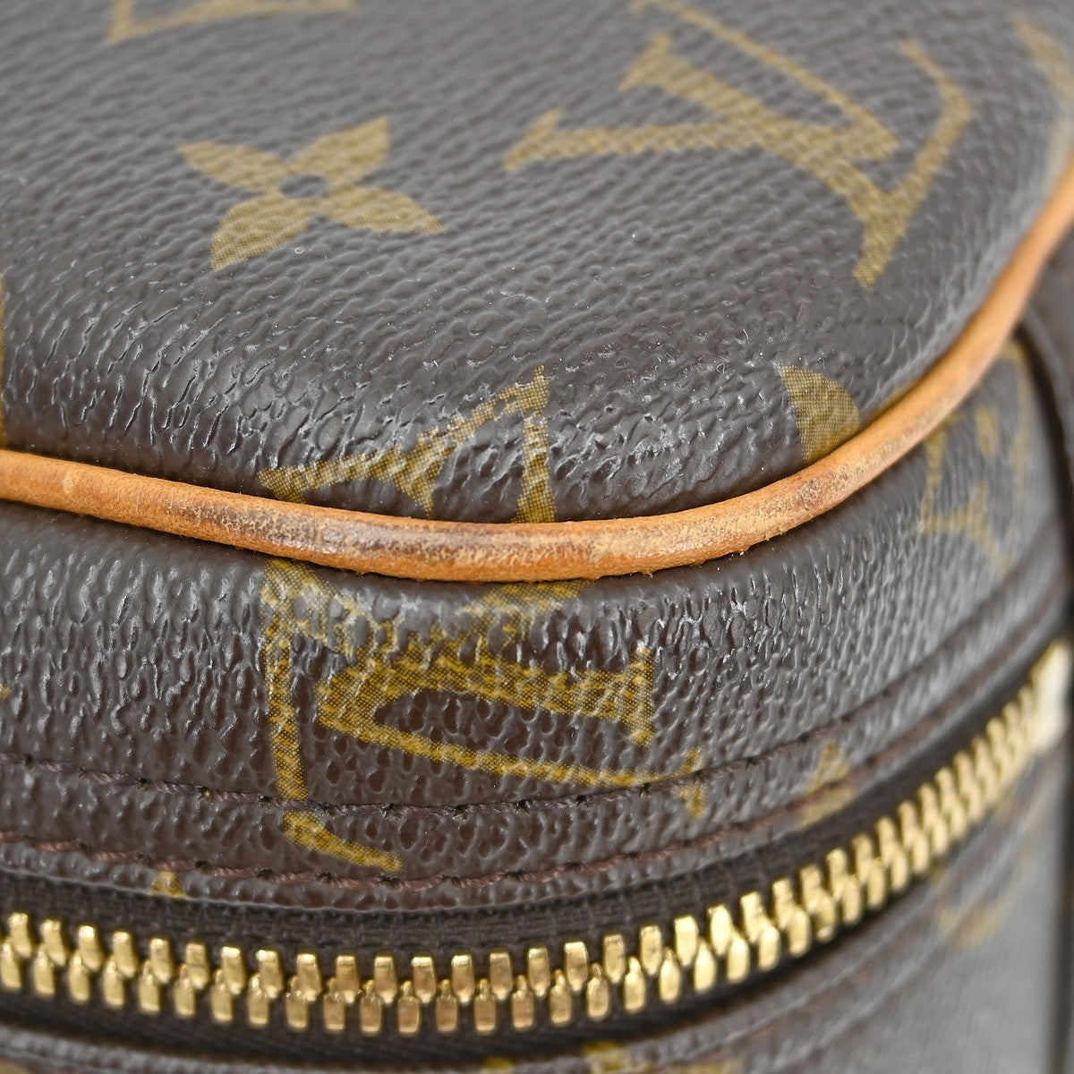 Louis Vuitton Excursion Handbag Monogram Canvas Brown Canvas Handbag (Pre-Owned)