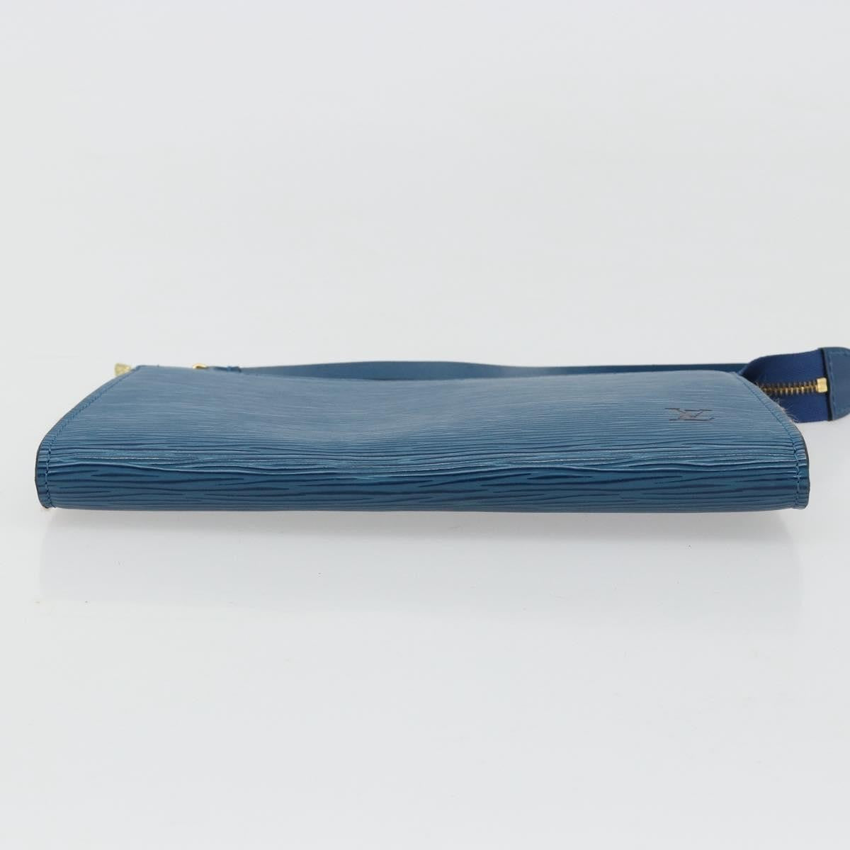 Louis Vuitton Pochette Accessoires Epi Leather Blue Leather Clutche & Pouche Bag (Pre-Owned)