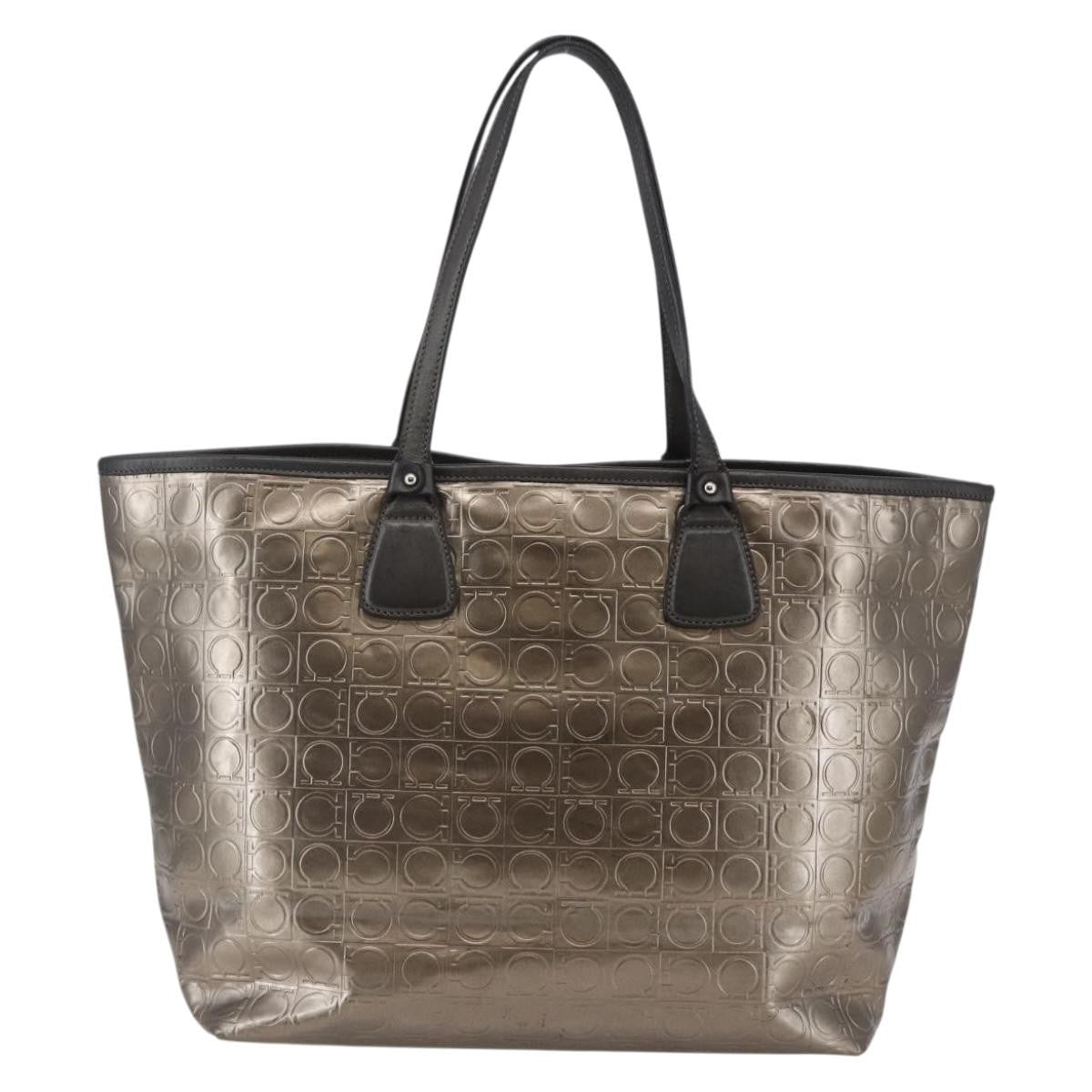Salvatore Ferragamo Gancini Tote Patent Leather Gold Patent_Leather Tote Bag Bag (Pre-Owned)