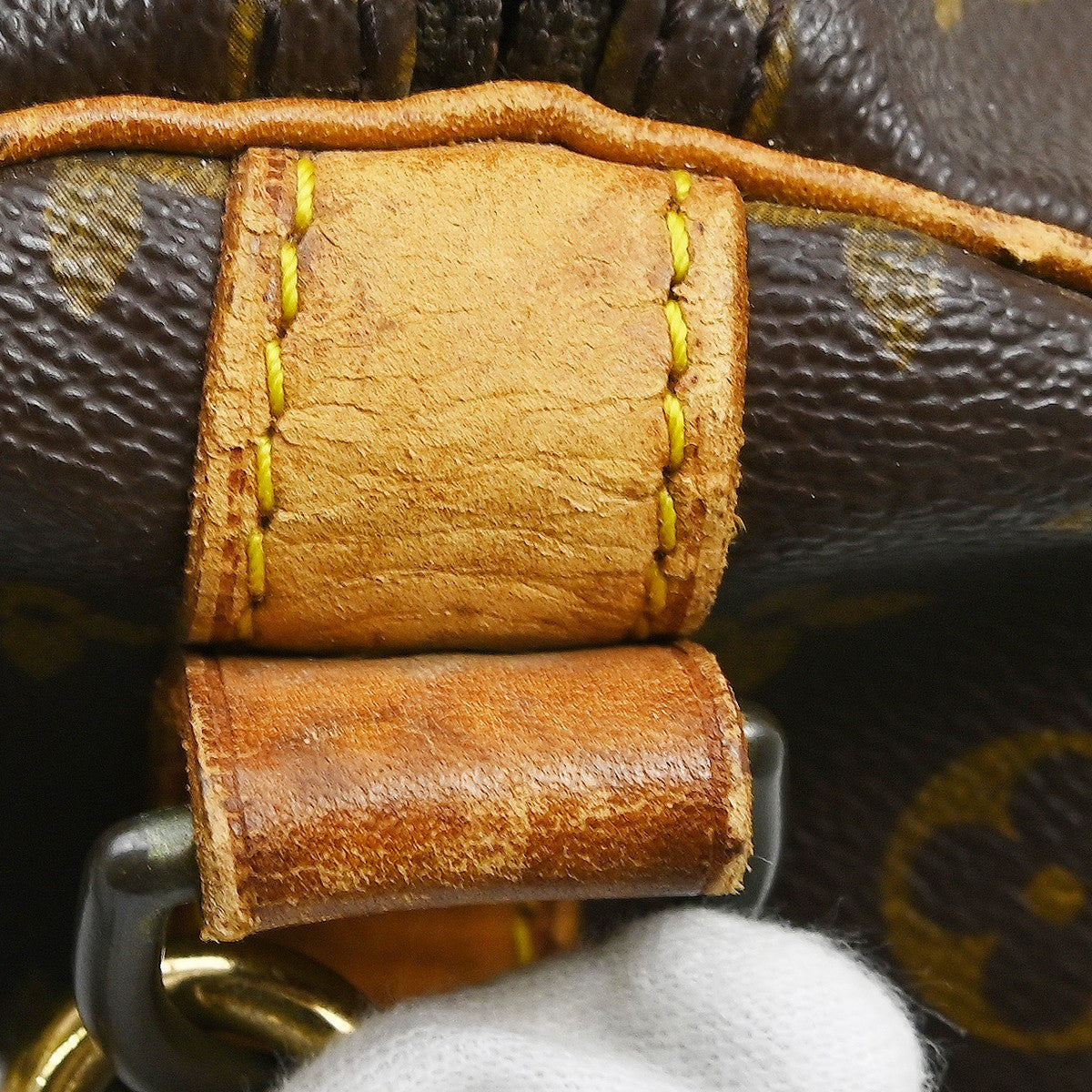 Louis Vuitton Keepall Bandouliere Bag Monogram Canvas Brown Canvas Travel Bag Bag (Pre-Owned)