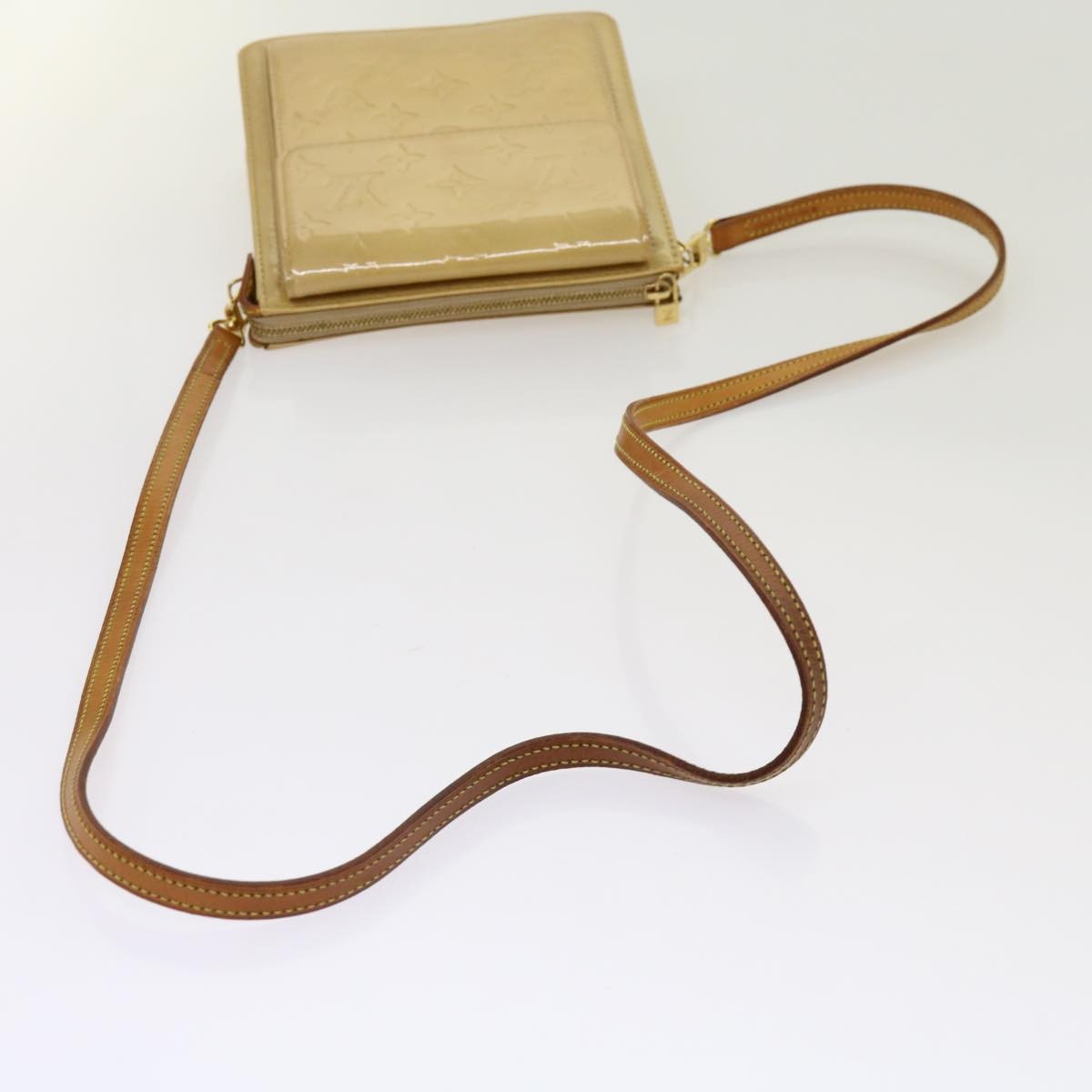 Louis Vuitton Mott Handbag Monogram Vernis Beige Patent_Leather Clutche & Pouche Bag (Pre-Owned)