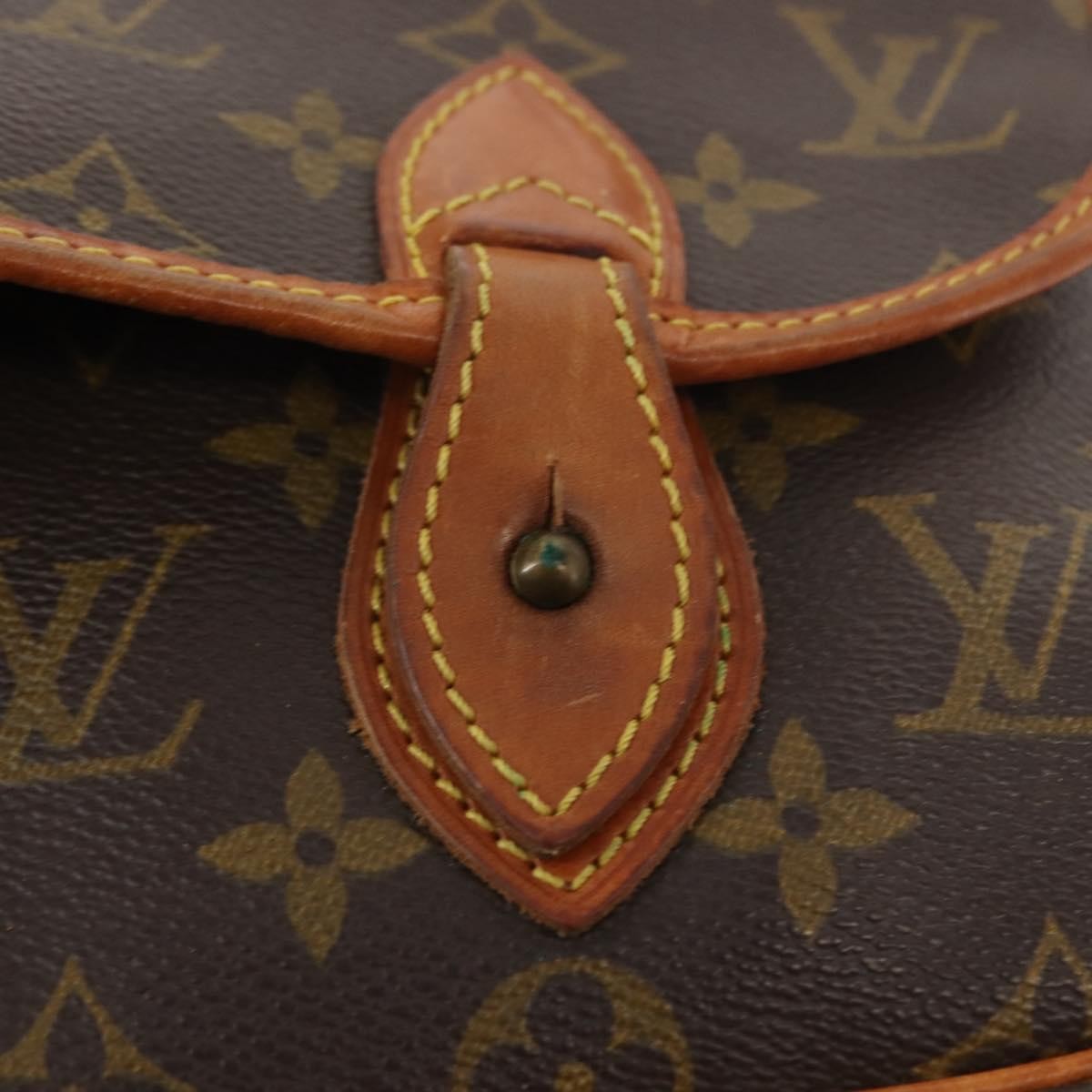 Louis Vuitton Sac Gibeciere Messenger Bag Monogram Canvas Brown Canvas Bag (Pre-Owned)