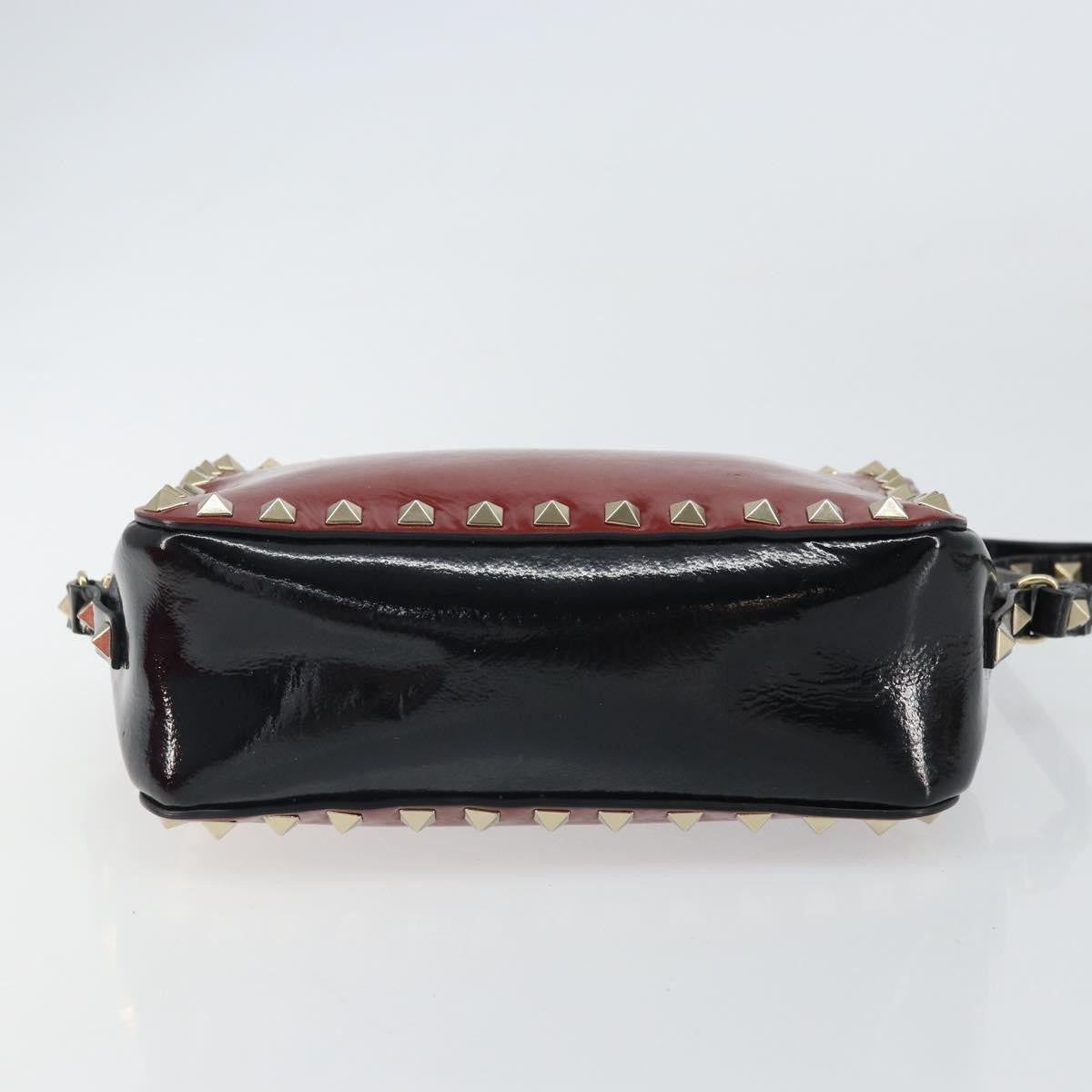 Valentino Garavani Rockstud Chain Camera Crossbody Bag Patent Leather Red Patent_Leather Clutche & Pouche Bag (Pre-Owned)