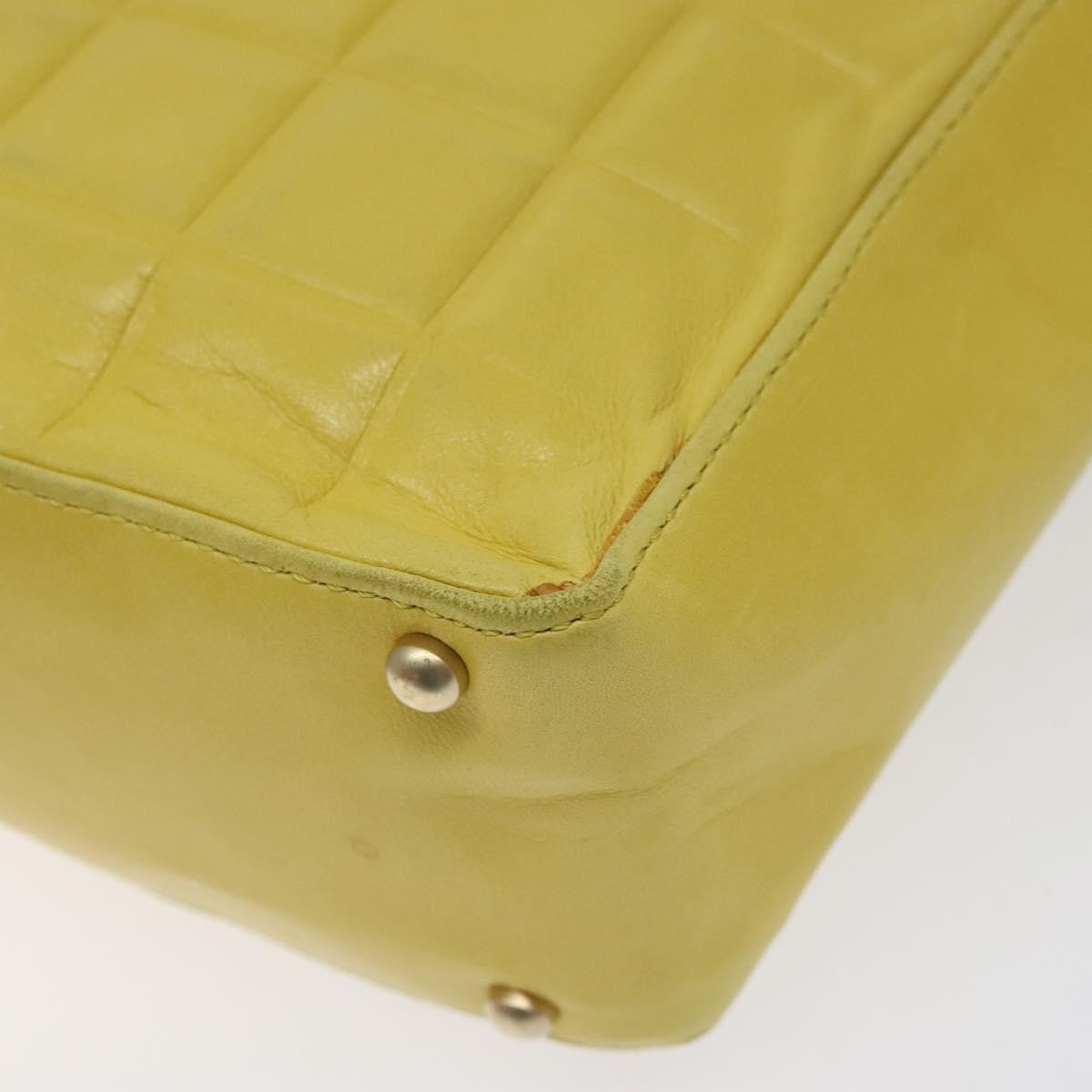 Chanel Chocolate Bar Cc Shoulder Bag Quilted Leather Yellow Leather Shoulder Bag Bag (Pre-Owned)