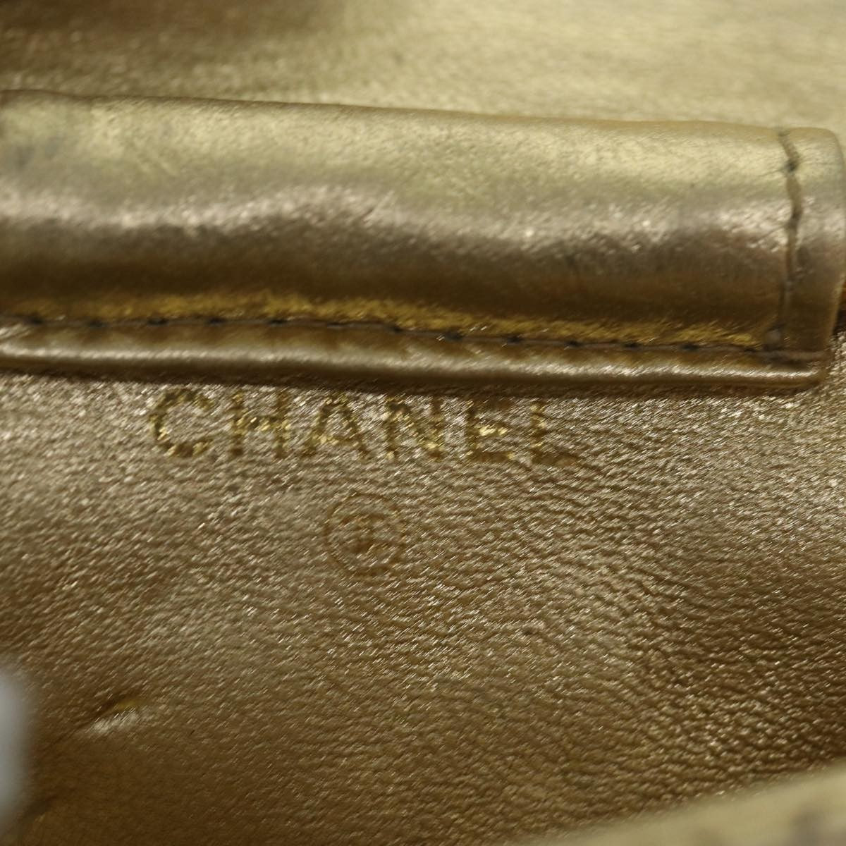 Chanel Vintage Square Cc Flap Bag Quilted Leather Gold Leather Shoulder Bag Bag (Pre-Owned)
