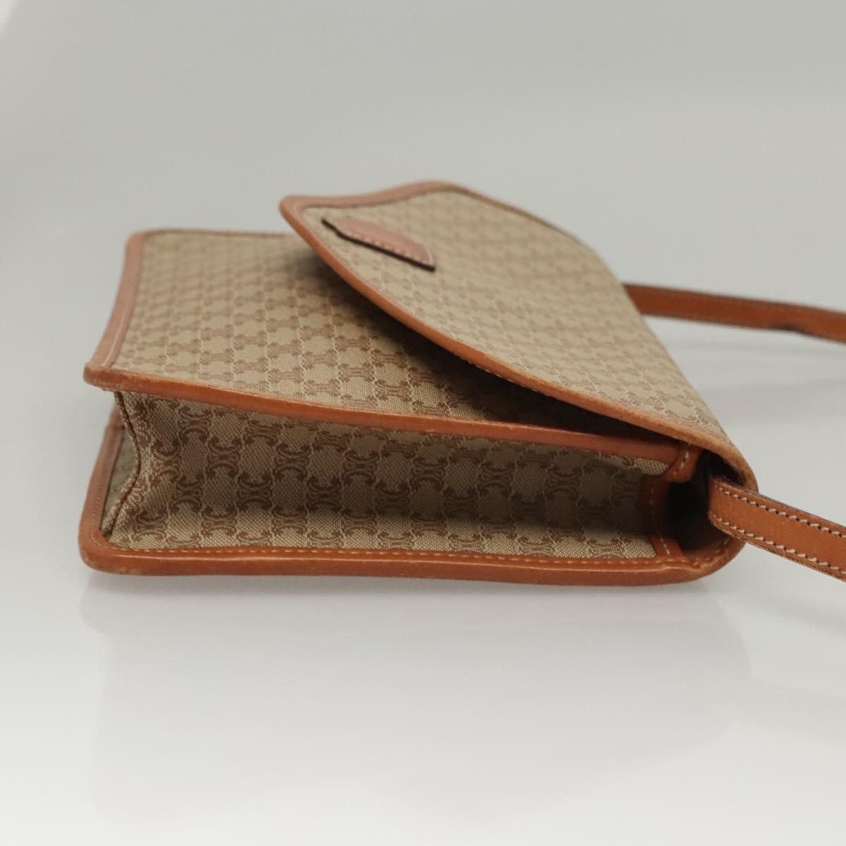 Celine Vintage Macadam Shoulder Bag Canvas And Leather Beige Canvas Shoulder Bag Bag (Pre-Owned)