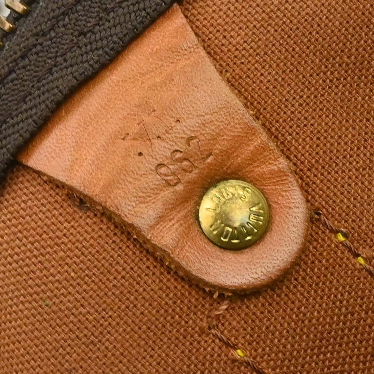 Louis Vuitton Keepall Bag Monogram Canvas Brown Canvas Travel Bag Bag (Pre-Owned)