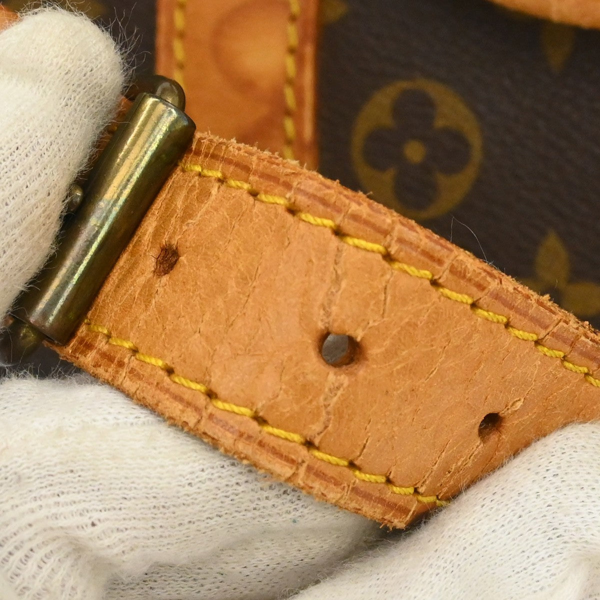 Louis Vuitton Keepall Bandouliere Bag Monogram Canvas Brown Canvas Travel Bag Bag (Pre-Owned)