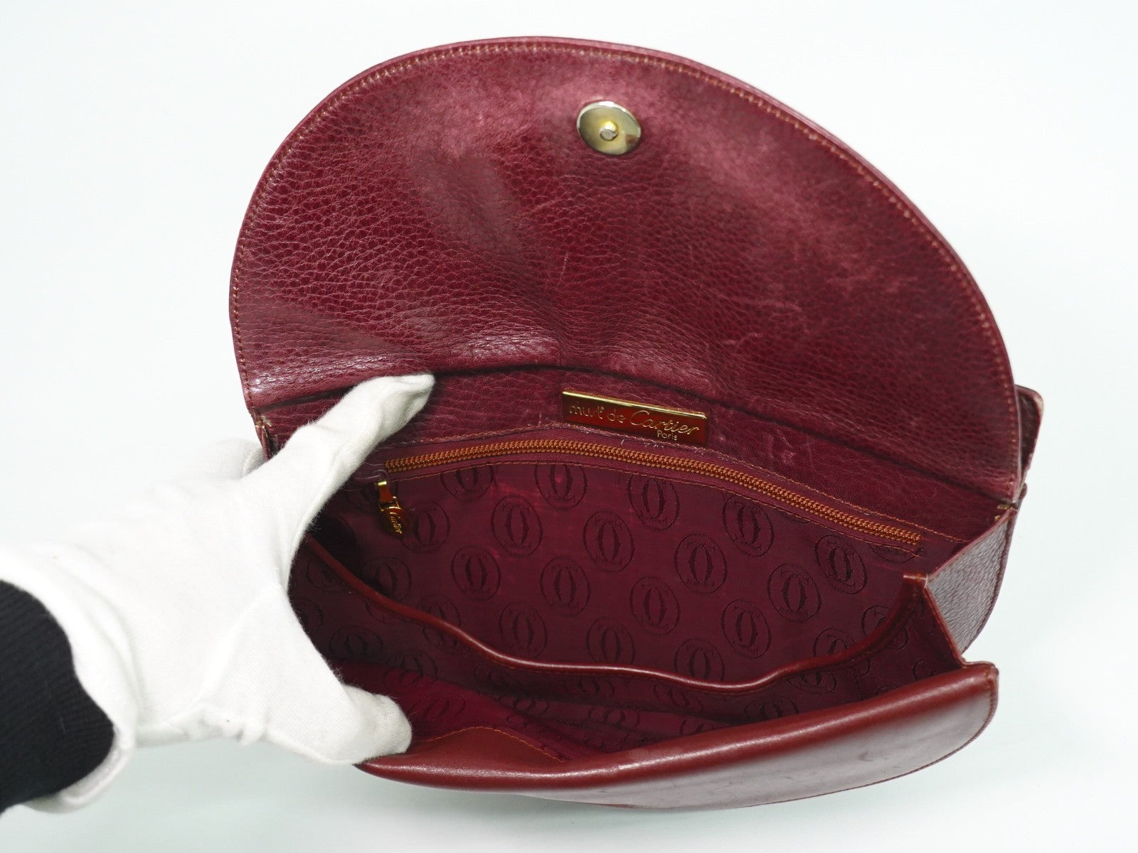 Cartier Must De Cartier Shoulder Bag Leather Burgundy Leather Shoulder Bag Bag (Pre-Owned)