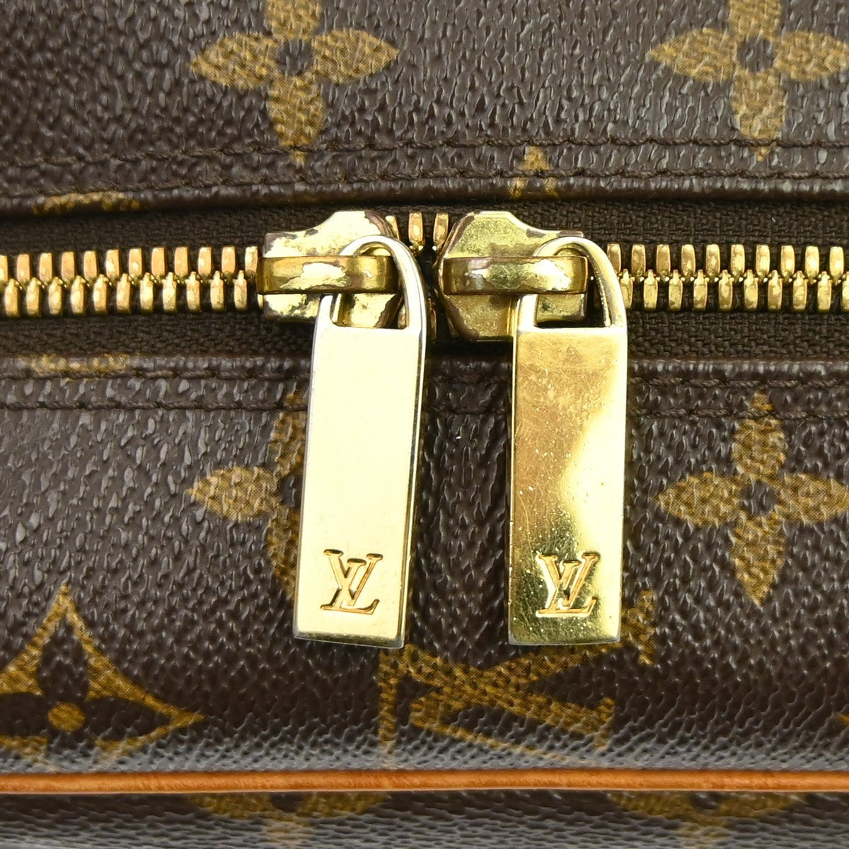 Louis Vuitton Cite Handbag Monogram Canvas Brown Canvas Shoulder Bag Bag (Pre-Owned)