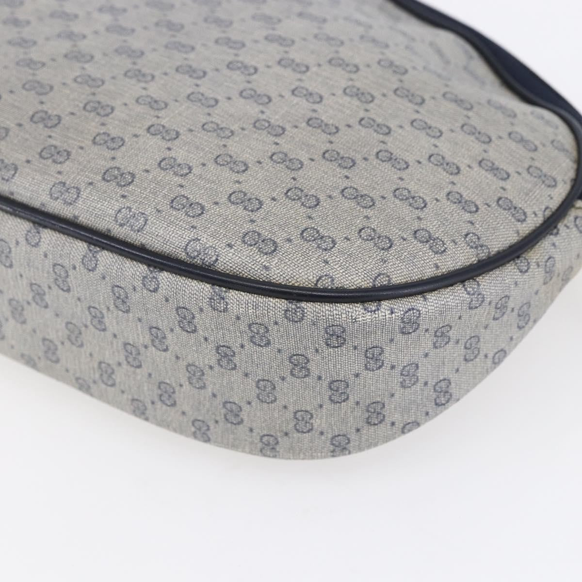 Gucci Micro Gg Supreme Shoulder Bag Gg Canvas Navy Canvas Shoulder Bag Bag (Pre-Owned)