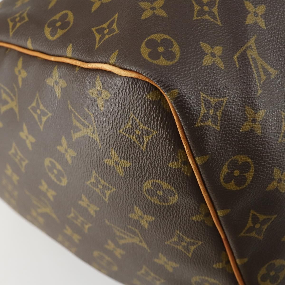 Louis Vuitton Keepall Bag Monogram Canvas Brown Canvas Travel Bag Bag (Pre-Owned)
