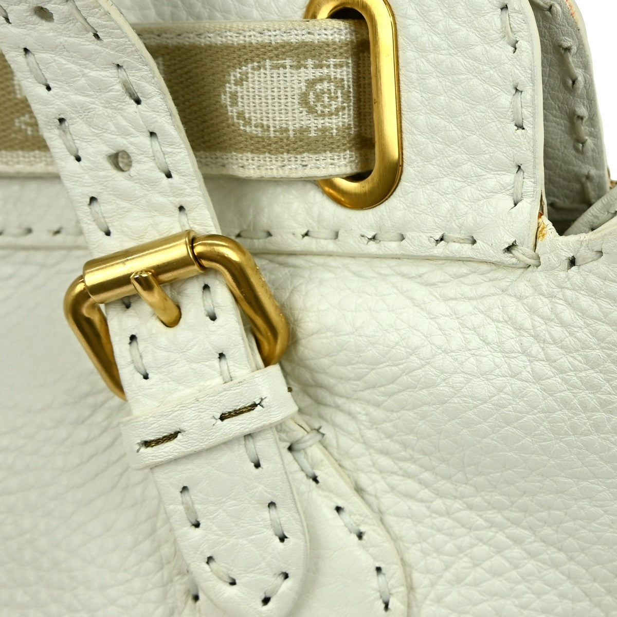 Fendi Selleria Peekaboo Bag Leather White Leather Handbag (Pre-Owned)
