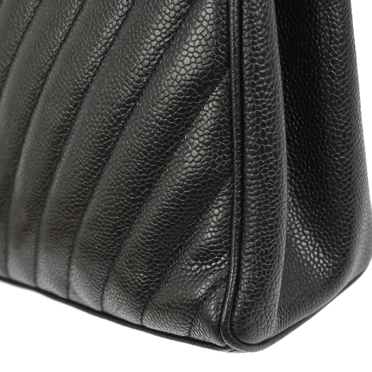 Chanel Vintage Zip Shoulder Bag Chevron Caviar Black Calfskin Shoulder Bag Bag (Pre-Owned)
