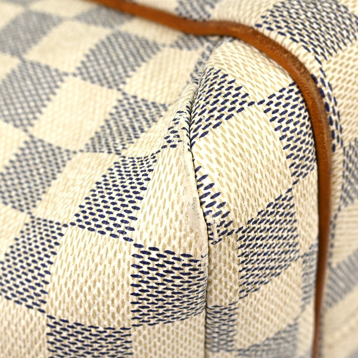 Louis Vuitton Totally Handbag Damier Azur White Canvas Tote Bag Bag (Pre-Owned)