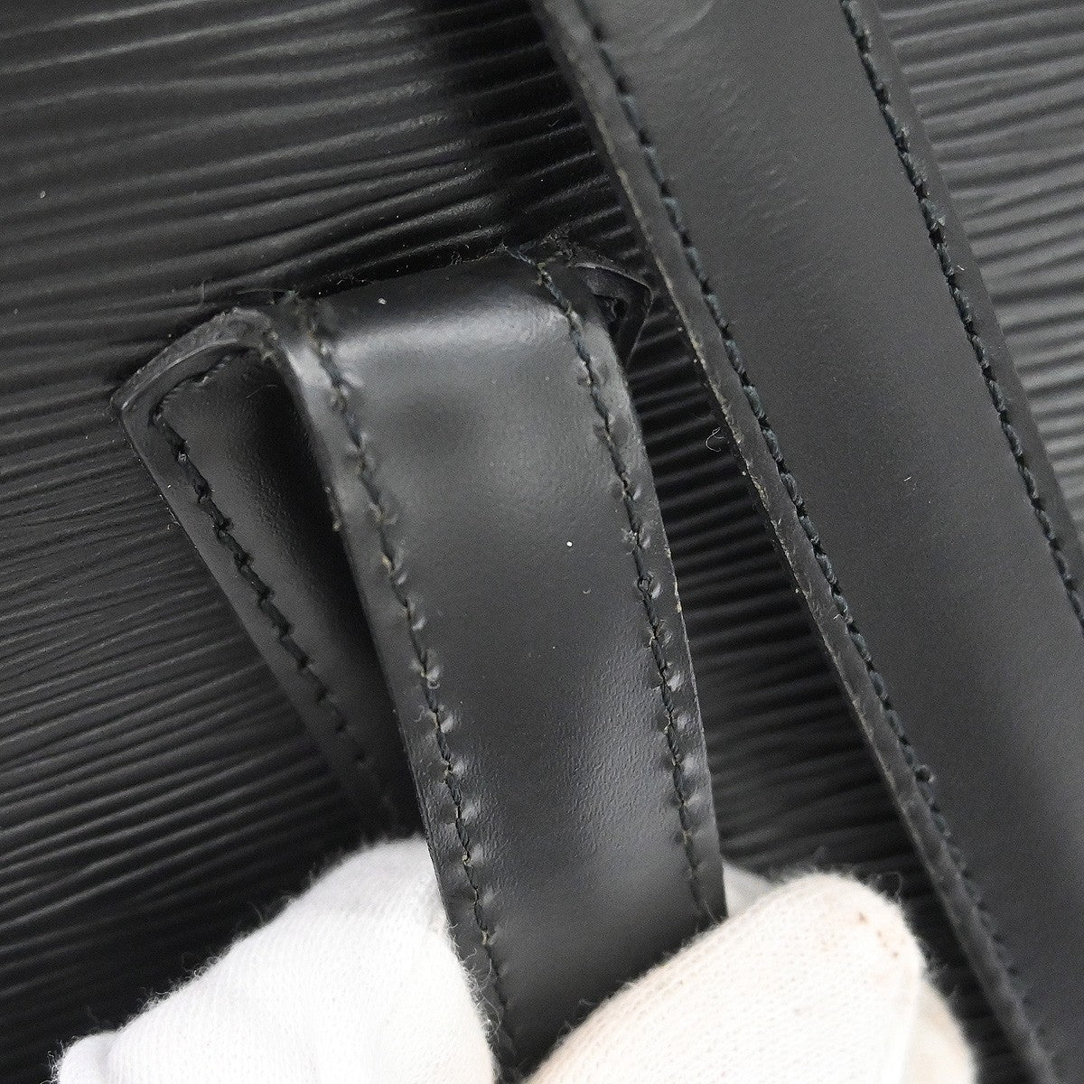 Louis Vuitton Saint Jacques Handbag Epi Leather Black Leather Tote Bag Bag (Pre-Owned)