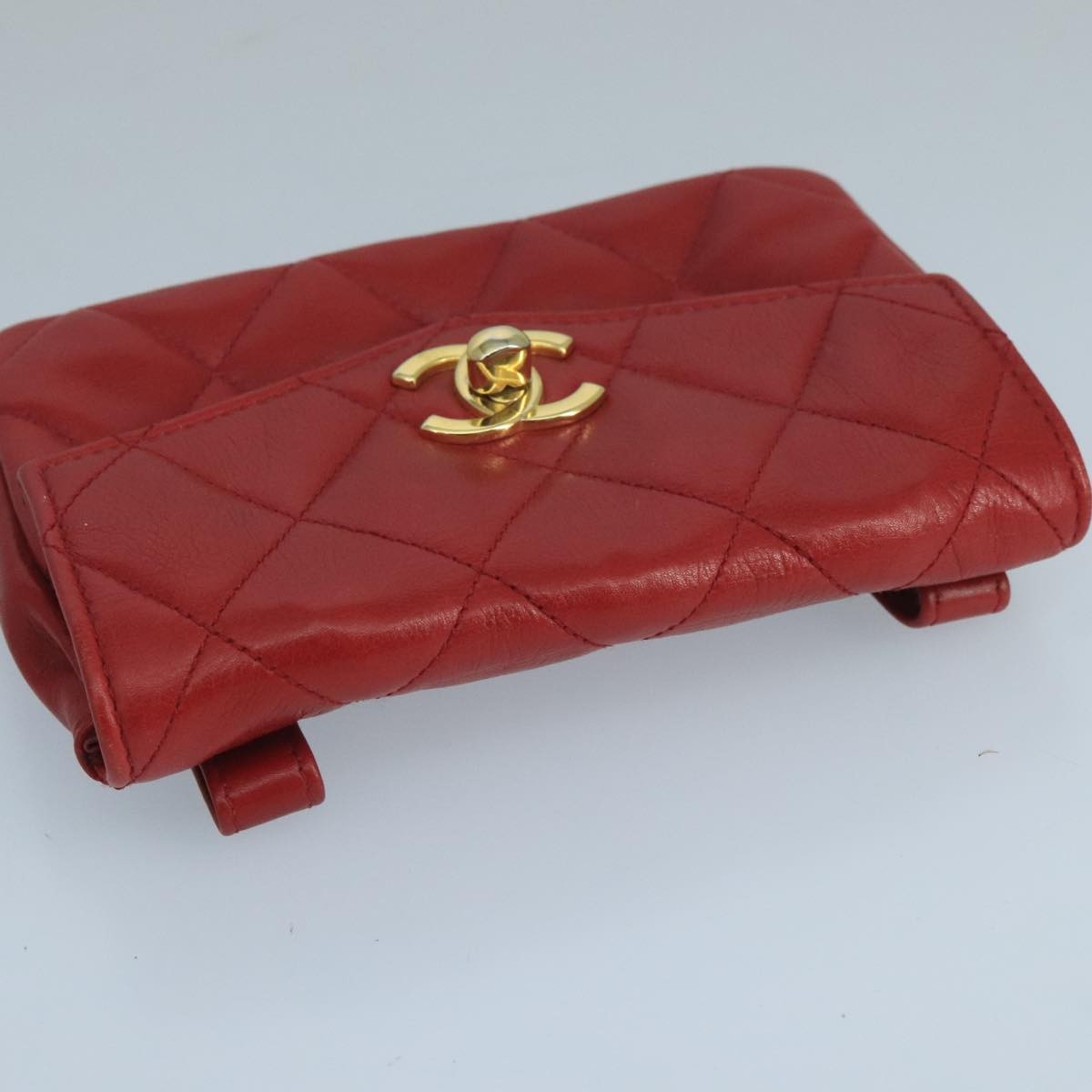 Chanel Vintage Cc Flap Waist Bag Quilted Leather Red Leather Clutche & Pouche Bag (Pre-Owned)