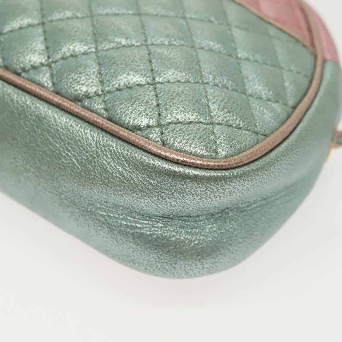 Gucci Trapuntata Camera Shoulder Bag Quilted Laminated Leather Multicolour Leather Shoulder Bag Bag (Pre-Owned)