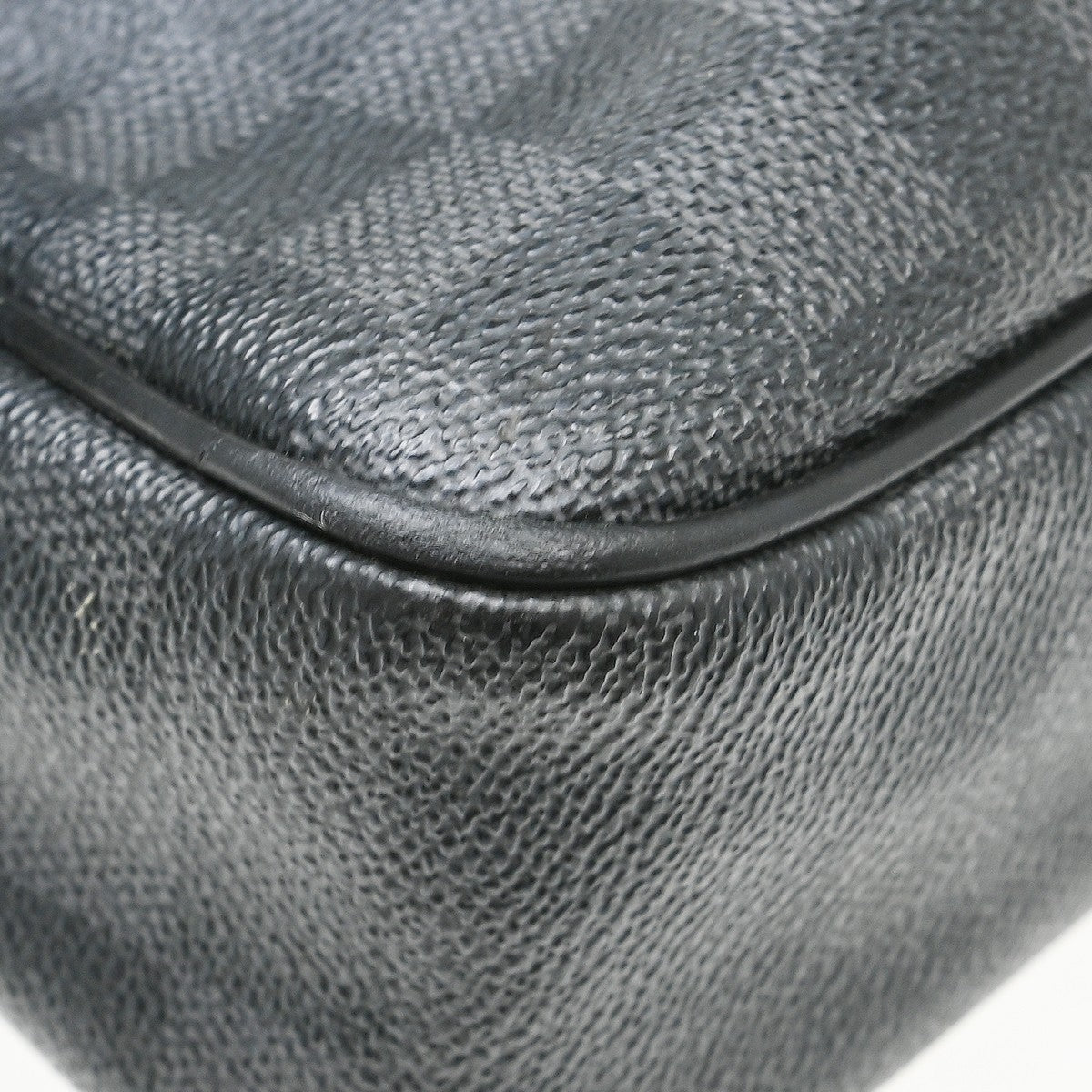 Louis Vuitton Daniel Messenger Bag Damier Graphite Gray Canvas Shoulder Bag Bag (Pre-Owned)
