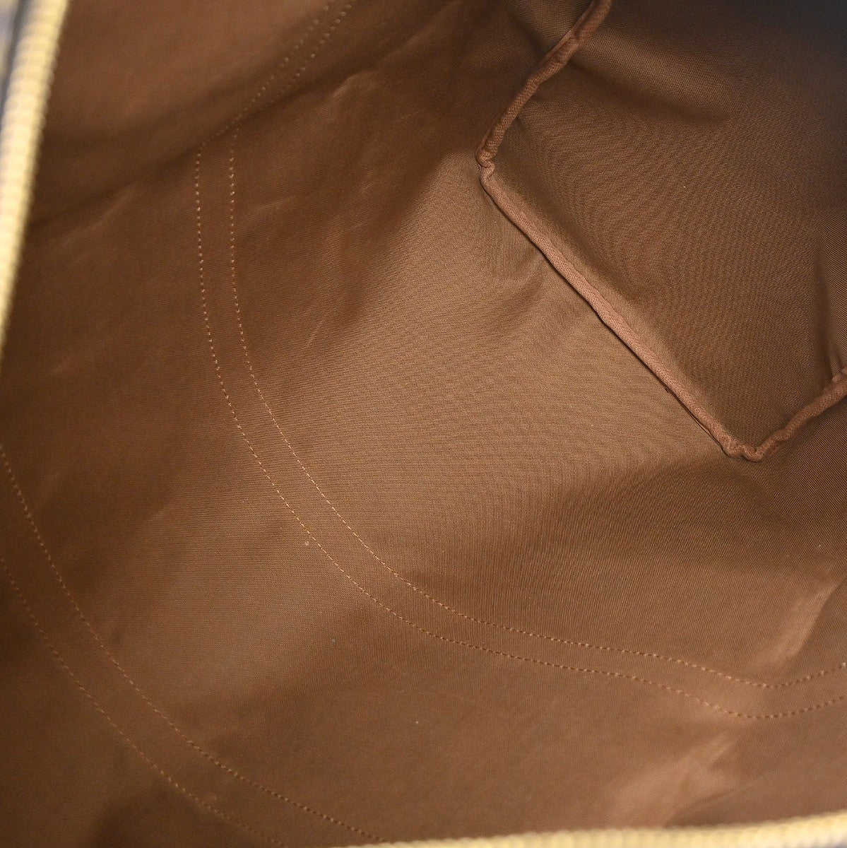 Louis Vuitton Keepall Bag Monogram Canvas Brown Canvas Travel Bag Bag (Pre-Owned)