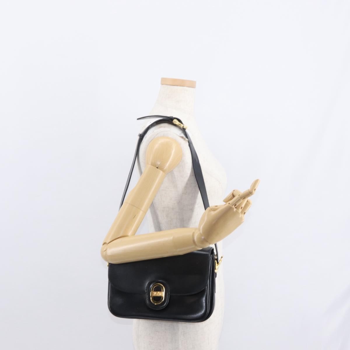 Celine Horse Carriage Shoulder Bag Leather Black Leather Shoulder Bag Bag (Pre-Owned)