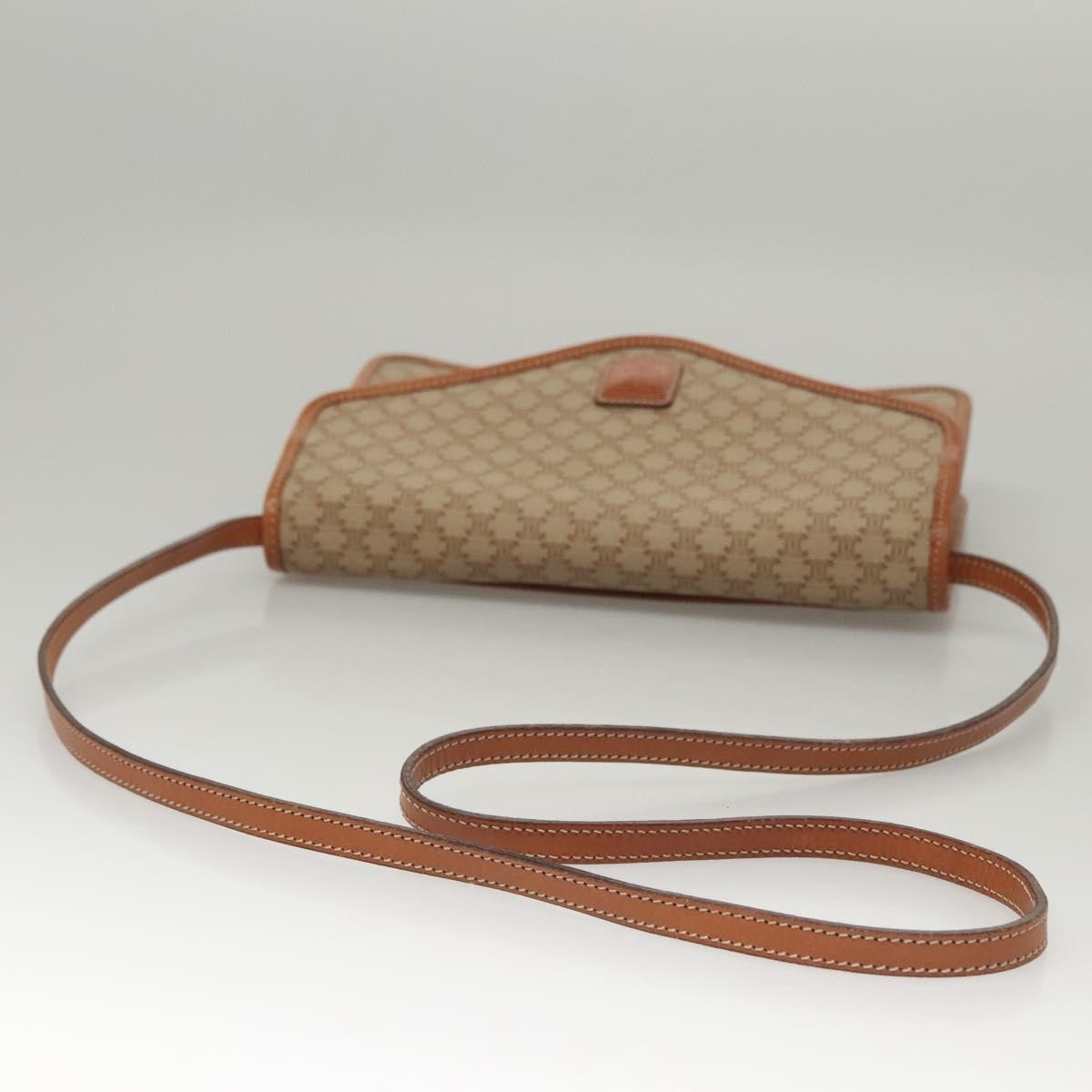 Celine Vintage Macadam Shoulder Bag Canvas And Leather Beige Canvas Shoulder Bag Bag (Pre-Owned)
