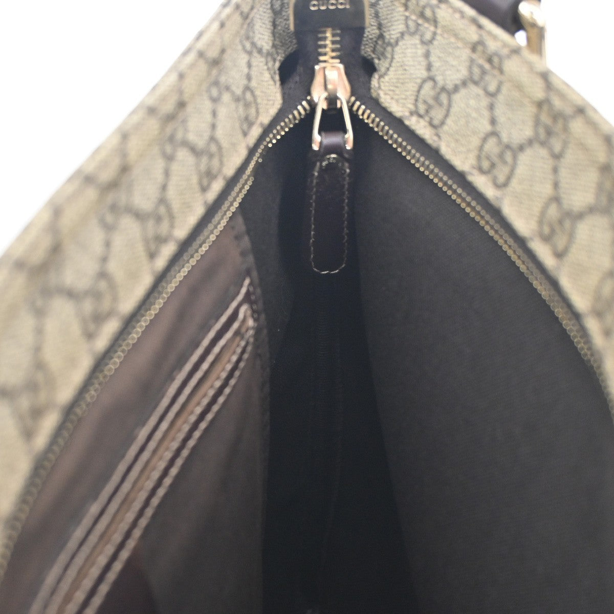 Gucci Zip Top Messenger Bag Gg Coated Canvas Brown Canvas Shoulder Bag Bag (Pre-Owned)