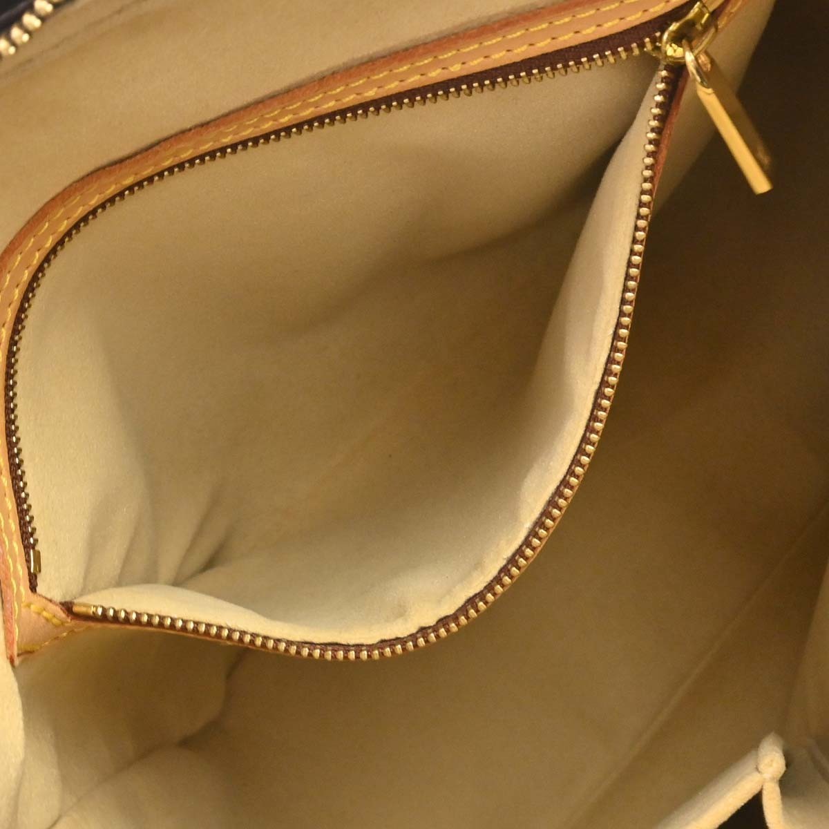 Louis Vuitton Monogram Looping Handbag Monogram Canvas Brown Canvas Shoulder Bag Bag (Pre-Owned)