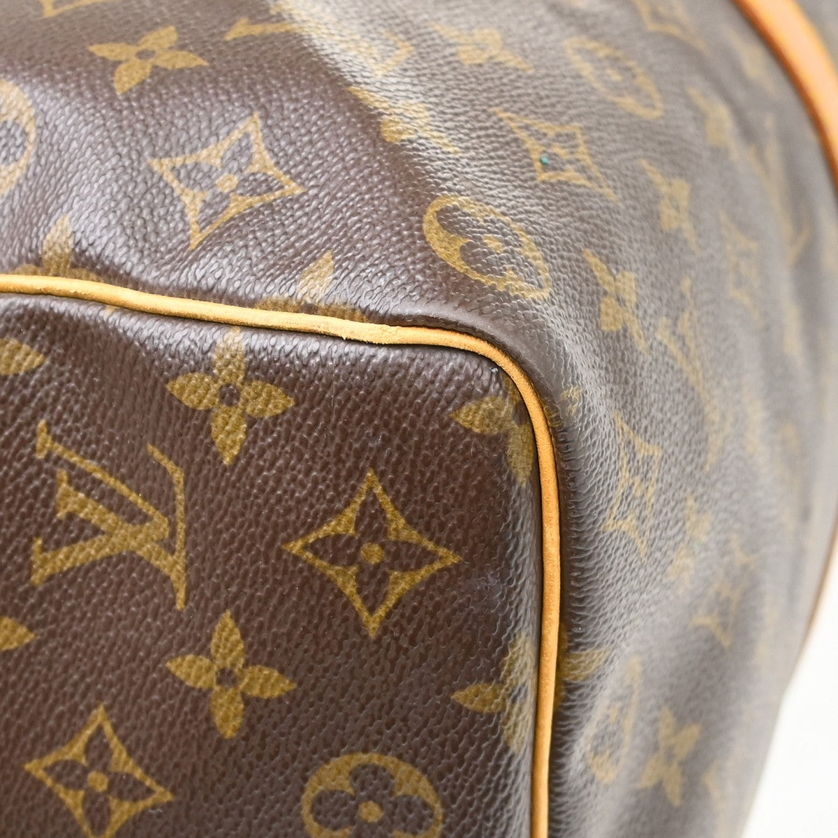 Louis Vuitton Keepall Bag Monogram Canvas Brown Canvas Travel Bag Bag (Pre-Owned)