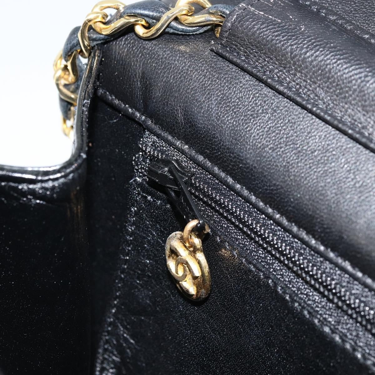 Chanel Wallet On Chain Quilted Patent Black Patent_Leather Shoulder Bag Bag (Pre-Owned)