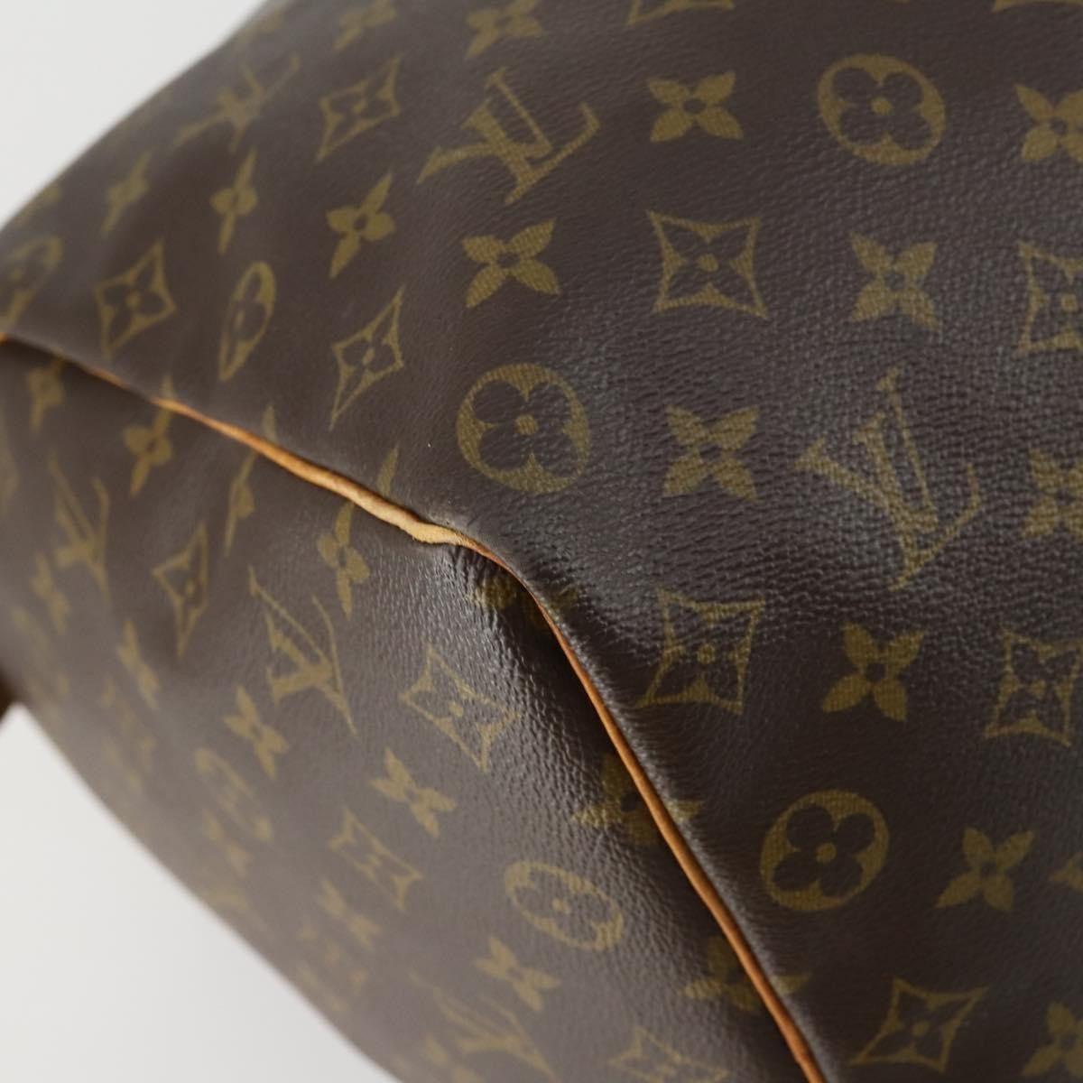 Louis Vuitton Keepall Bag Monogram Canvas Brown Canvas Travel Bag Bag (Pre-Owned)