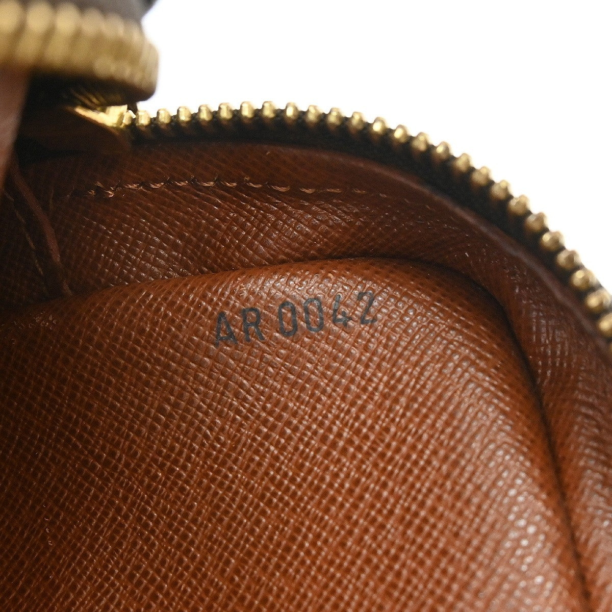 Louis Vuitton Amazone Bag Monogram Canvas Brown Canvas Shoulder Bag Bag (Pre-Owned)