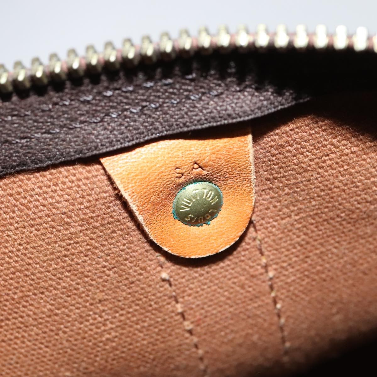 Louis Vuitton Keepall Bag Monogram Canvas Brown Canvas Travel Bag Bag (Pre-Owned)