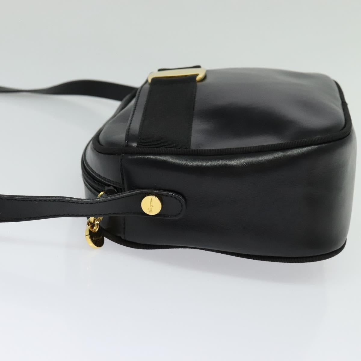 Salvatore Ferragamo Vara Bow Camera Shoulder Bag Leather Black Leather Shoulder Bag Bag (Pre-Owned)