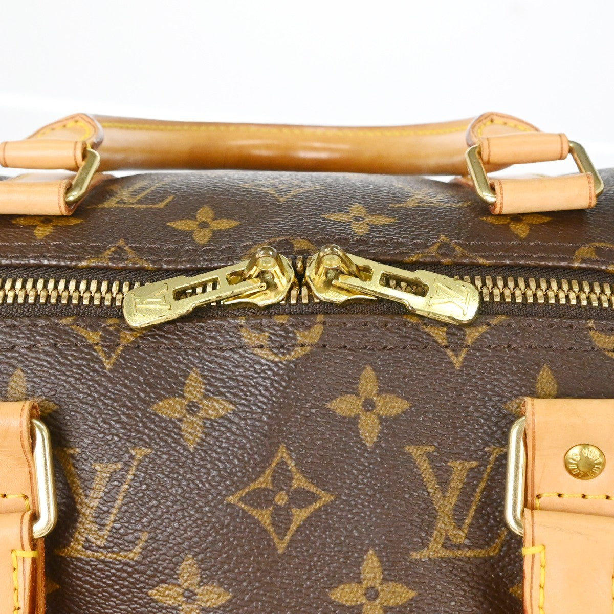 Louis Vuitton Keepall Bag Monogram Canvas Brown Canvas Travel Bag Bag (Pre-Owned)